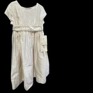 Bailey Bridal Diamond dress 100% silk sz 4T new with flaws